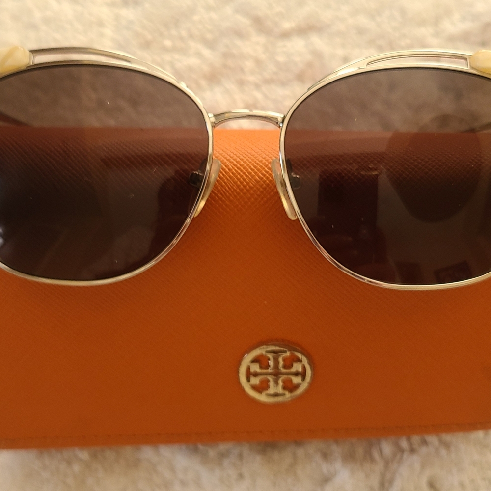 Tory Burch Sunglasses with Orange Case